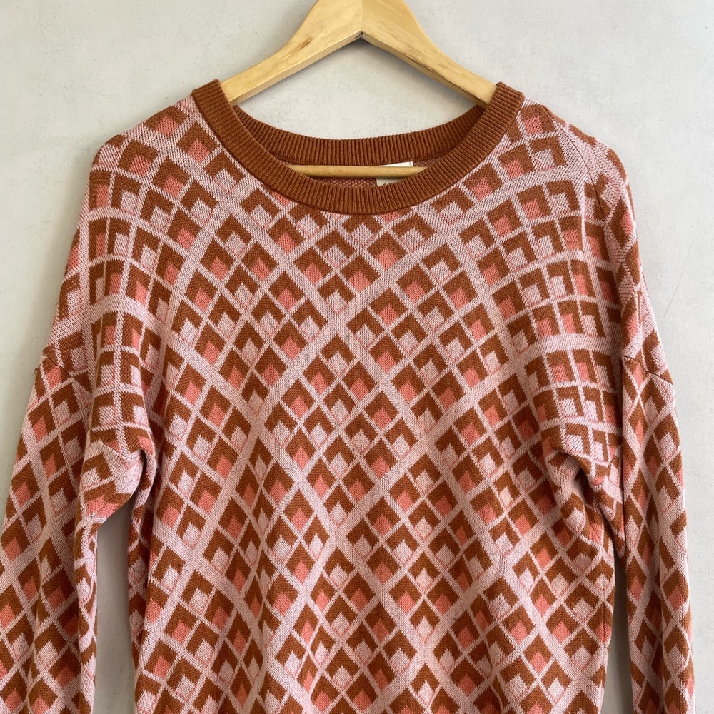 Oversized Pattern Sweater - Picture 2 of 3